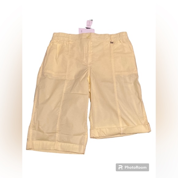Conrad C Collection Melissa Fit Shorts. Size 8. - Picture 9 of 10